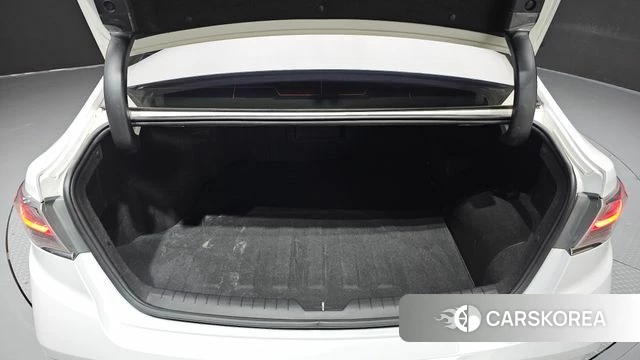 Hyundai Sonata New Rise Hybrid id 4425008 из Кореи 11