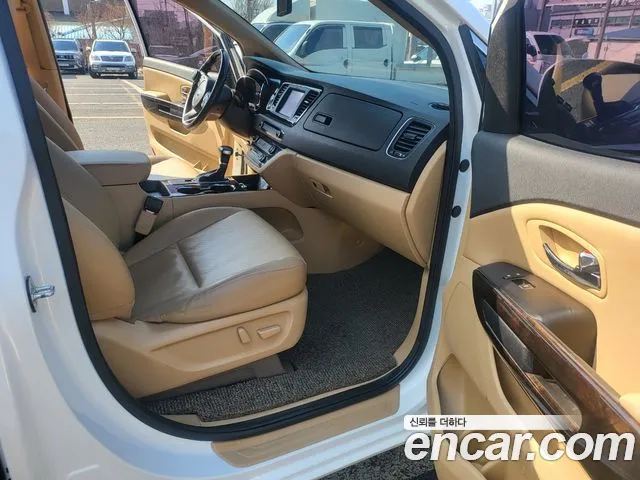 Kia The New Carnival id 2554926 из Кореи 11