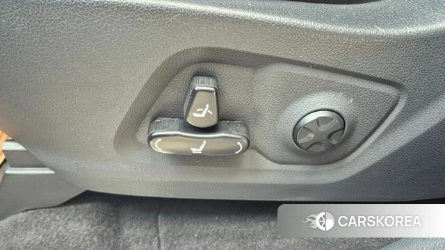 Ssangyong Rexton Sports id 3820679 из Кореи 11