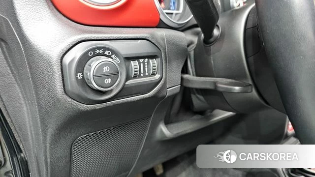 Jeep Wrangler (JL) id 4179644 из Кореи 11