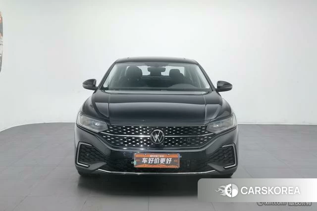 Volkswagen Passat id 4297766 из Китая 11