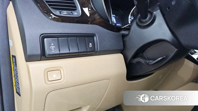 Kia The New Carnival id 4294552 из Кореи 11