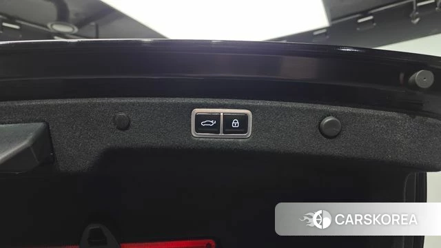 Hyundai Grandeur Hybrid (GN7) id 3922498 из Кореи 11