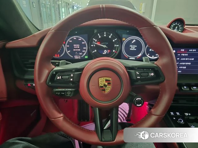 Porsche 911(992) id 4280920 из Кореи 11