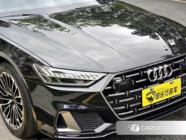 Audi A7L id 4335345 из Китая 11