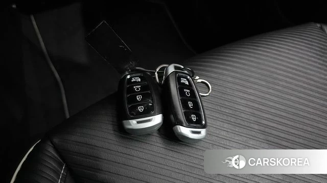 Hyundai Venue id 4923491 из Кореи 11