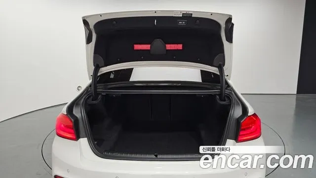 BMW 5 Series (G30) id 2870119 из Кореи 11