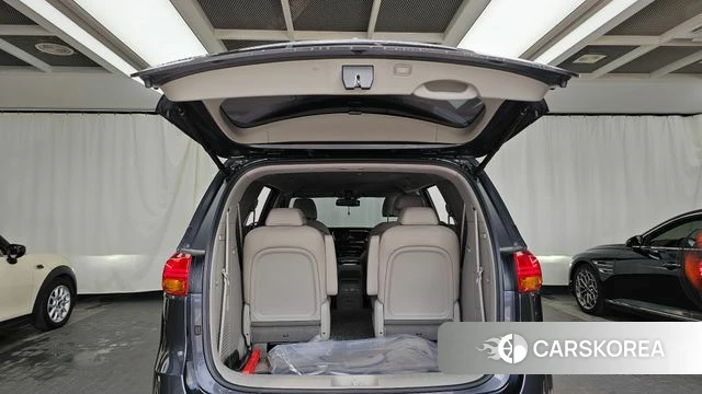 Kia All New Carnival id 4605385 из Кореи 11