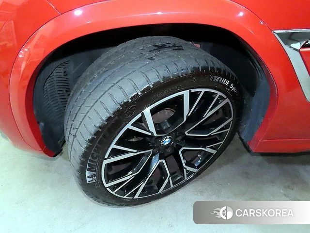 BMW X6M (G06) id 3872759 из Кореи 11