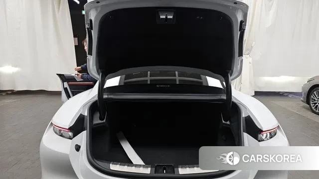 Porsche Taycan id 3630553 из Кореи 11