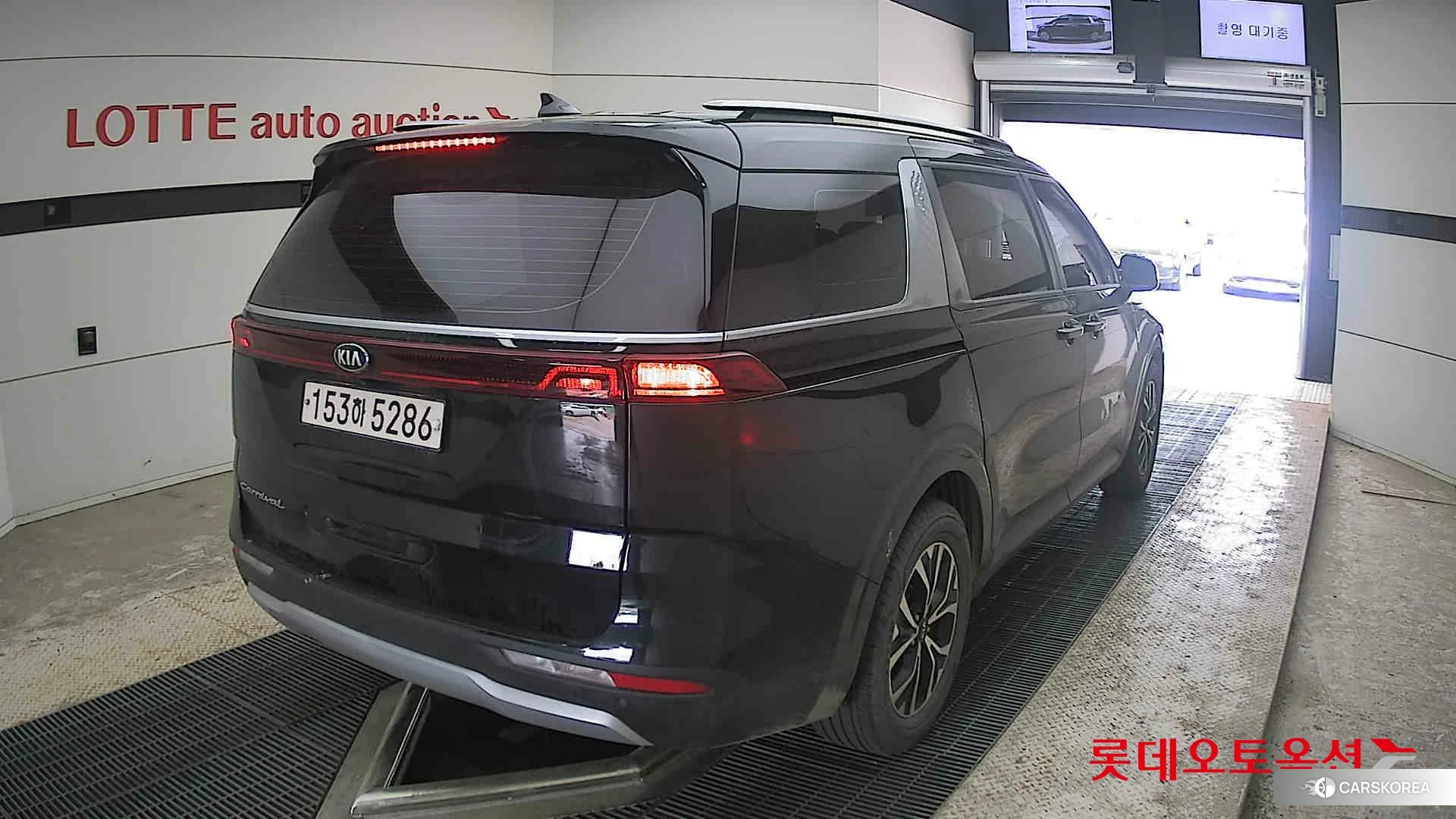 Kia Carnival id 4289634 из Кореи 11