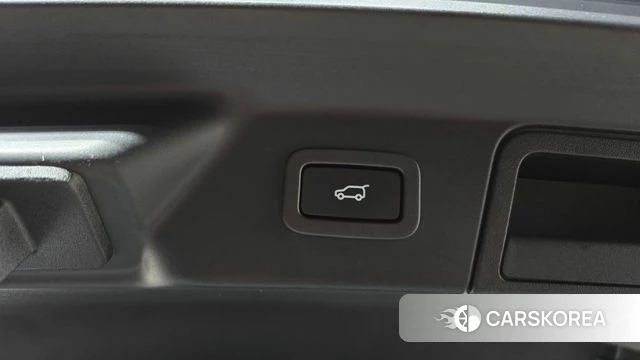 Land Rover Range Rover Velar id 3861638 из Кореи 11