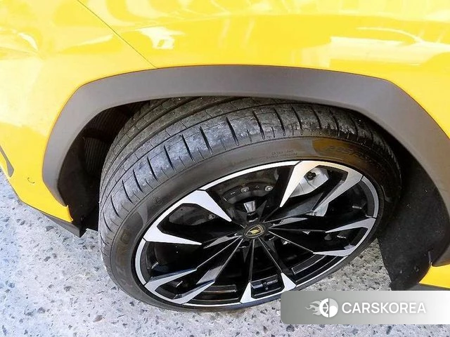 Lamborghini Urus id 3839924 из Кореи 11