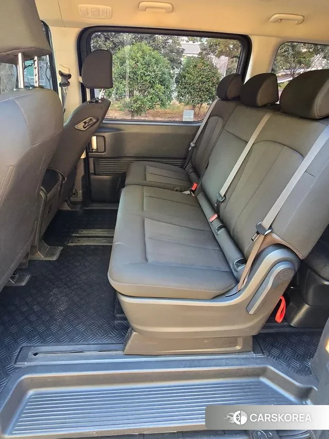 Hyundai Staria id 3517109 из Кореи 11