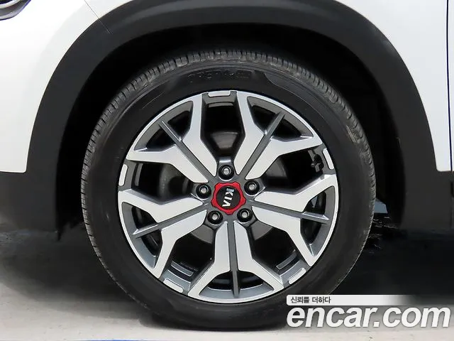 Kia Seltos id 2390373 из Кореи 11