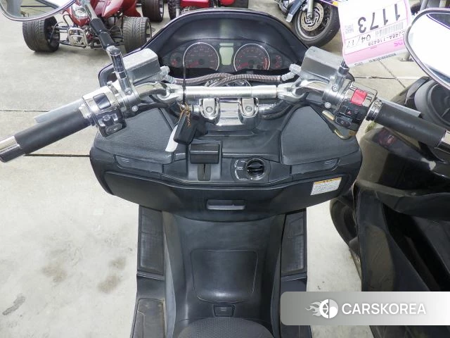 Suzuki SKYWAVE 250S id 3947564 из Японии 11