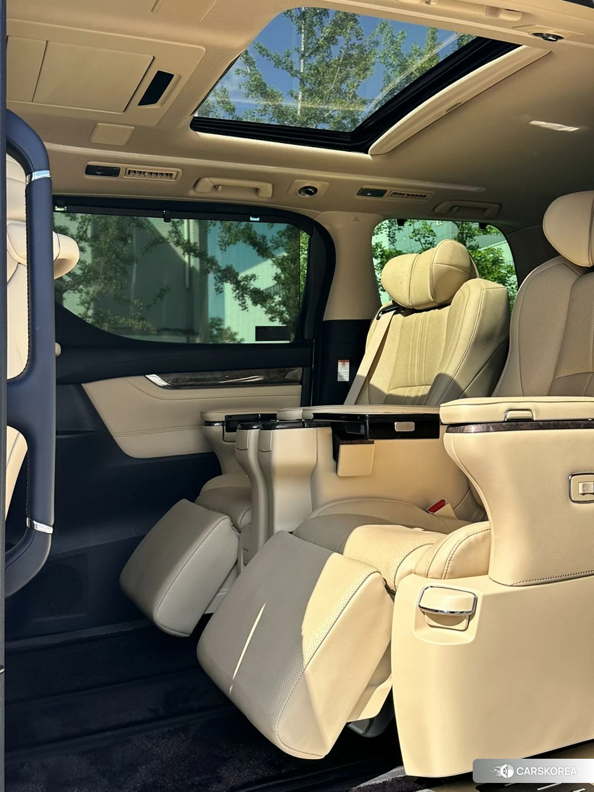 Toyota Wilfa id 4426601 из Китая 11