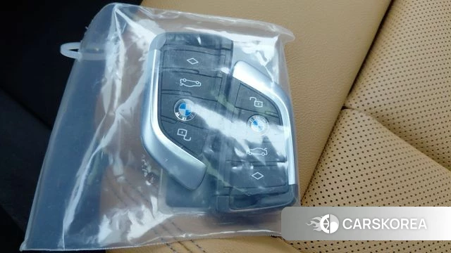 BMW 3 Series (G20) id 3891751 из Кореи 11