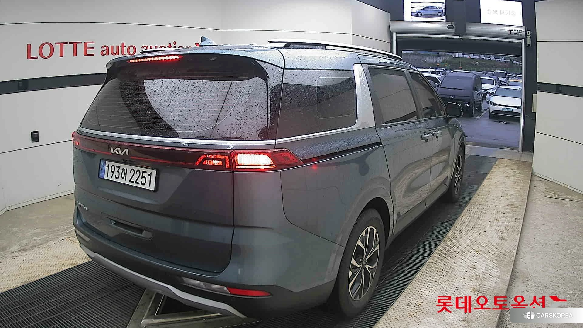 Kia Carnival id 4289435 из Кореи 11