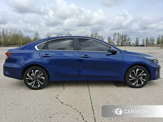 Kia K3 id 4297729 из Китая 11