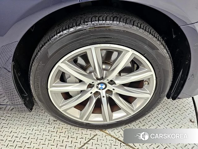 BMW 5 Series (G30) id 4530417 из Кореи 11