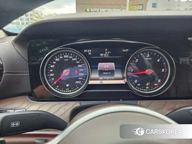 Mercedes-Benz E-Class W213 id 4403112 из Кореи 11