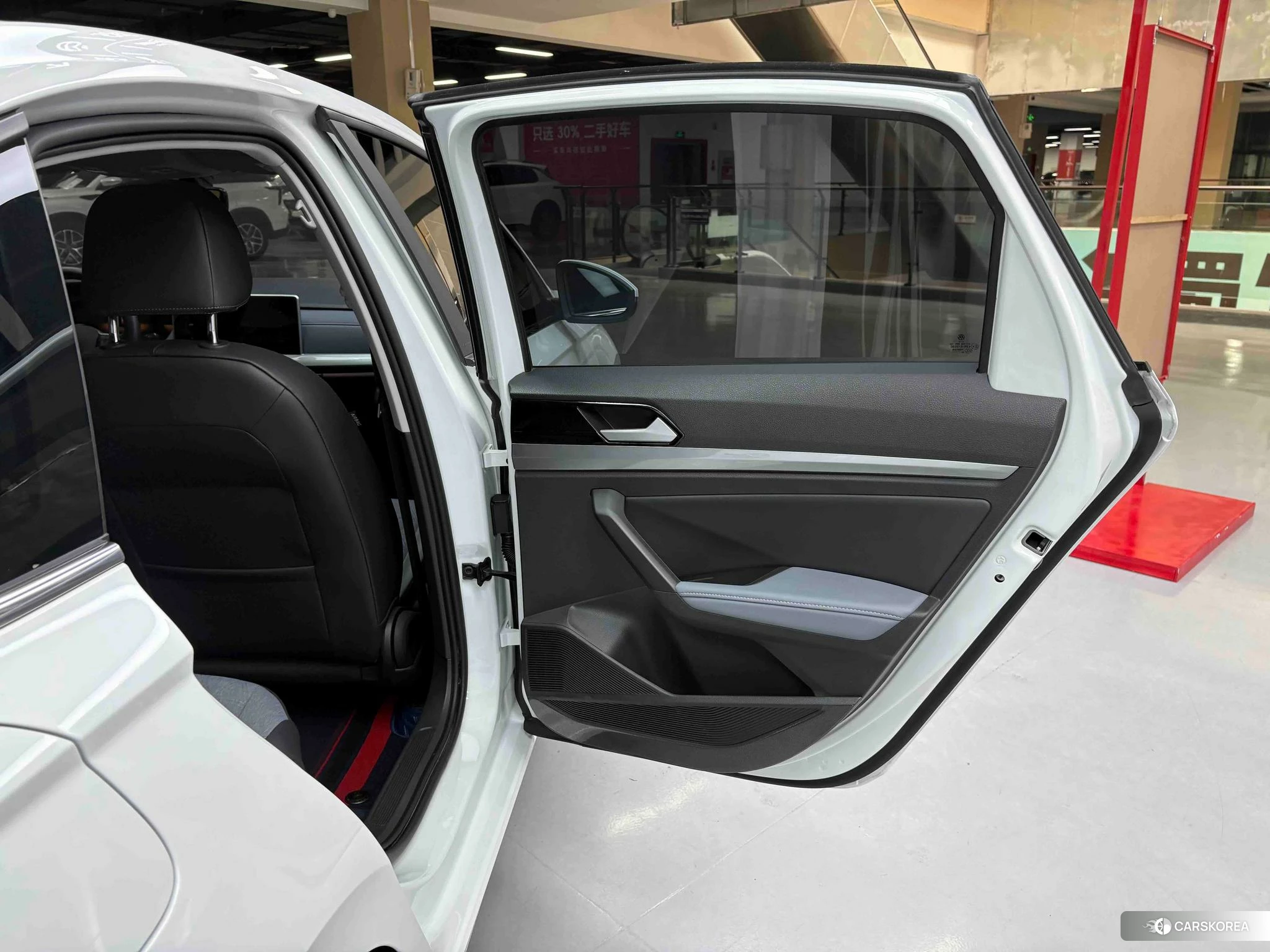 Volkswagen Lavida id 4441026 из Китая 11
