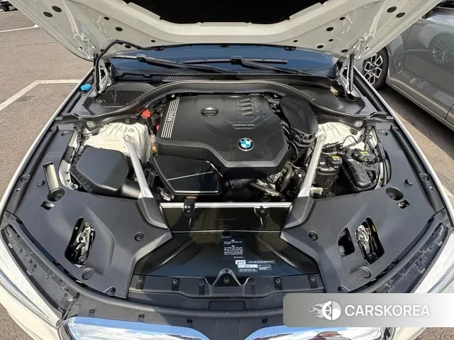 BMW 5 Series (G30) id 3283372 из Кореи 11