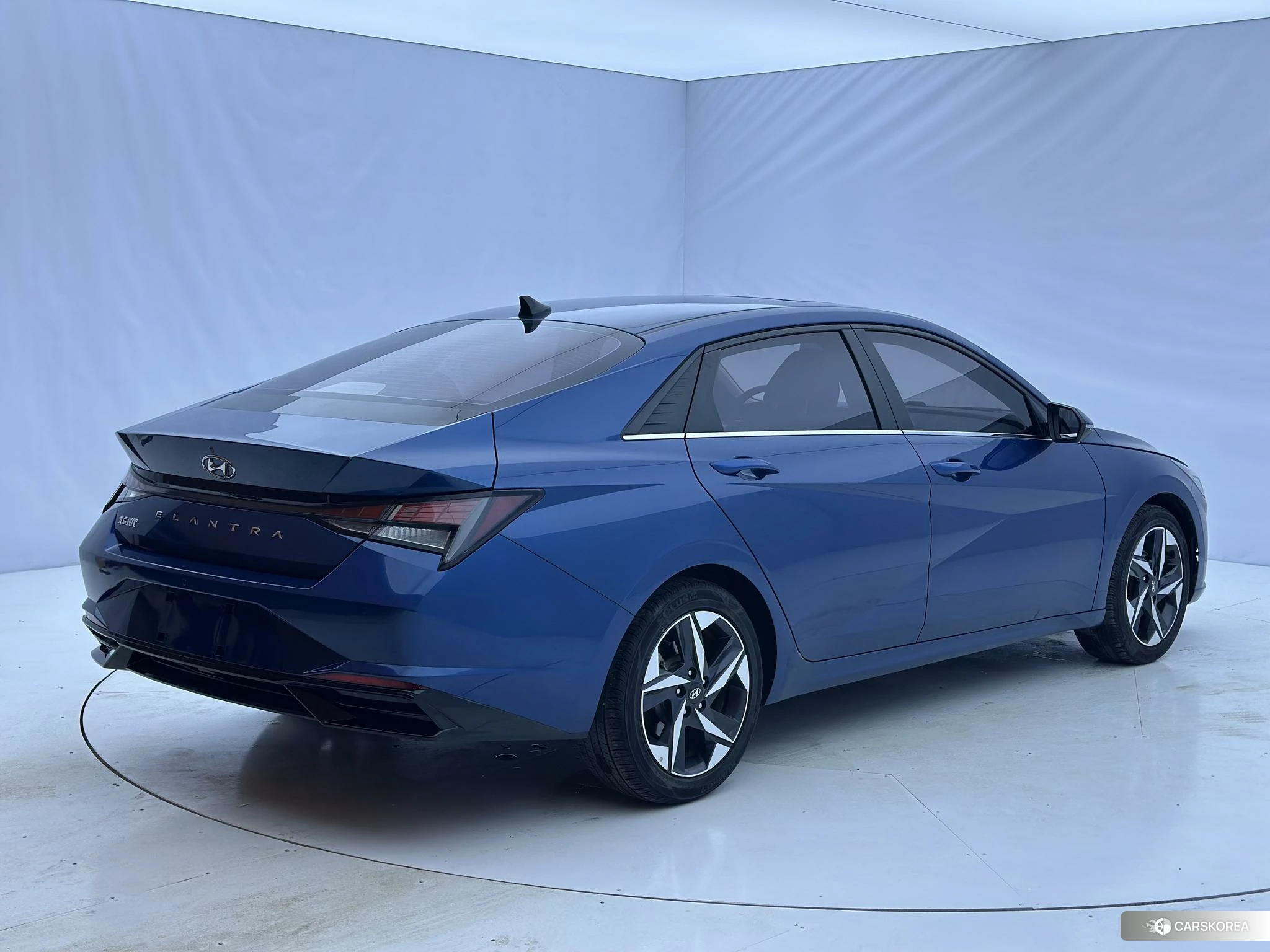 Hyundai Elantra id 4468084 из Китая 11