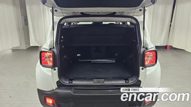 Jeep Renegade id 2742343 из Кореи 11