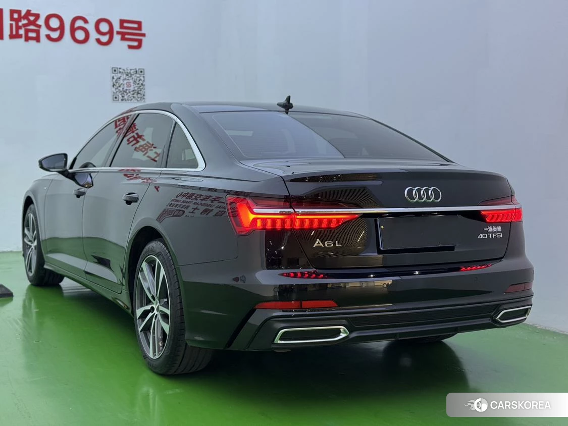 Audi A6L id 4453024 из Китая 11