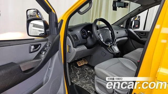 Hyundai The New Grand Starex id 2598375 из Кореи 11