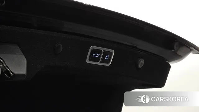 Hyundai Grandeur (GN7) id 3696594 из Кореи 11