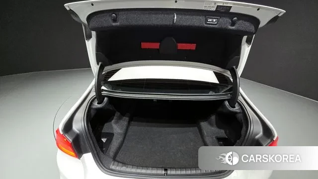 BMW 5 Series (G30) id 3765741 из Кореи 11