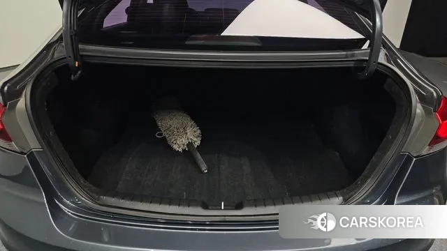 Hyundai Avante AD id 3728783 из Кореи 11