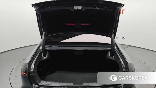 Hyundai Grandeur (GN7) id 4186543 из Кореи 11