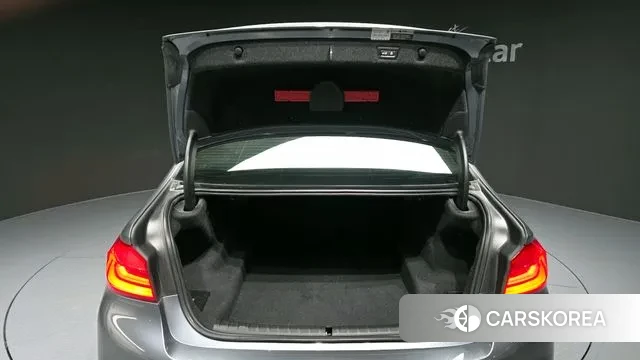 BMW 5 Series (G30) id 3583532 из Кореи 11