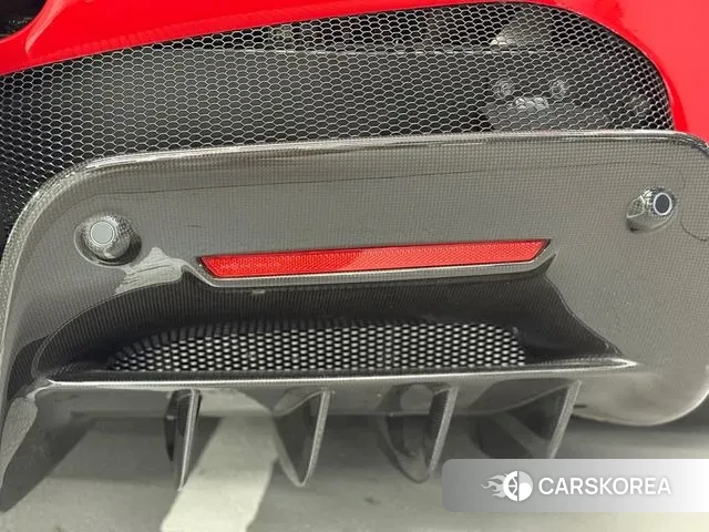 Ferrari SF90 Spider id 2959320 из Кореи 11