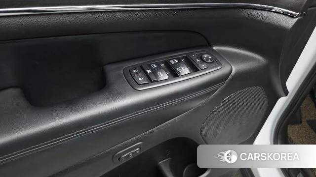 Jeep Grand Cherokee id 4384821 из Кореи 11