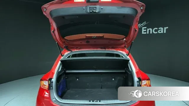 Kia Stonic id 3028813 из Кореи 11