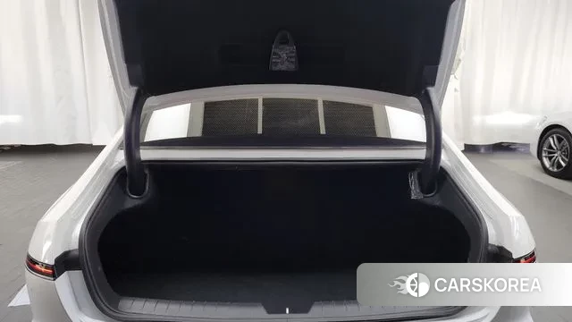 Hyundai Grandeur (GN7) id 3027071 из Кореи 11