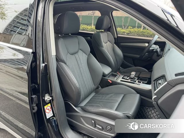 Audi Q5L id 4275516 из Китая 11