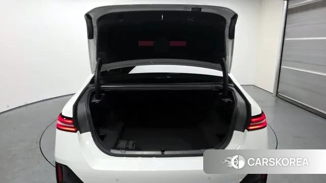 BMW 5 Series (G60) id 3739227 из Кореи 11