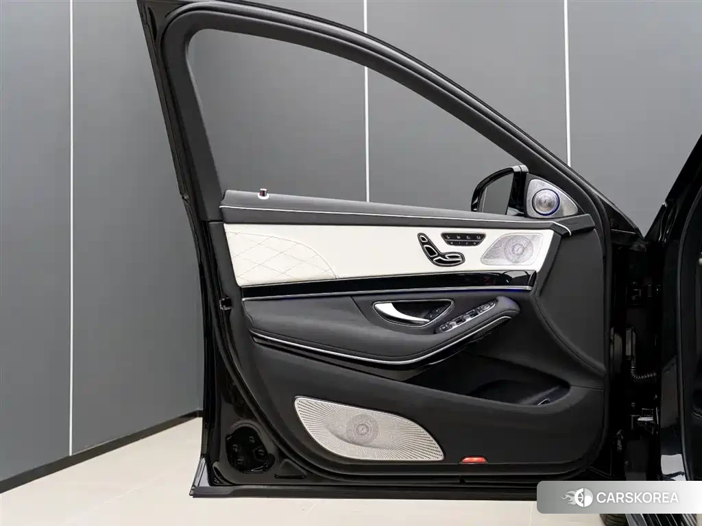 Mercedes-Benz S-class AMG id 4577737 из Китая 11