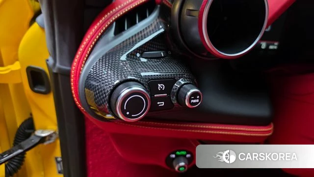 Ferrari F8 Tributo id 4585322 из Кореи 11