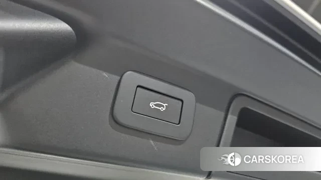 Land Rover Range Rover Velar id 3624265 из Кореи 11