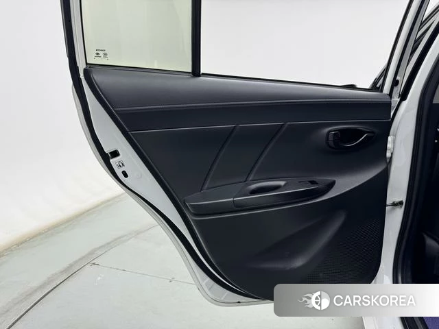 Toyota YARIS L Zhixuan id 4265703 из Китая 11