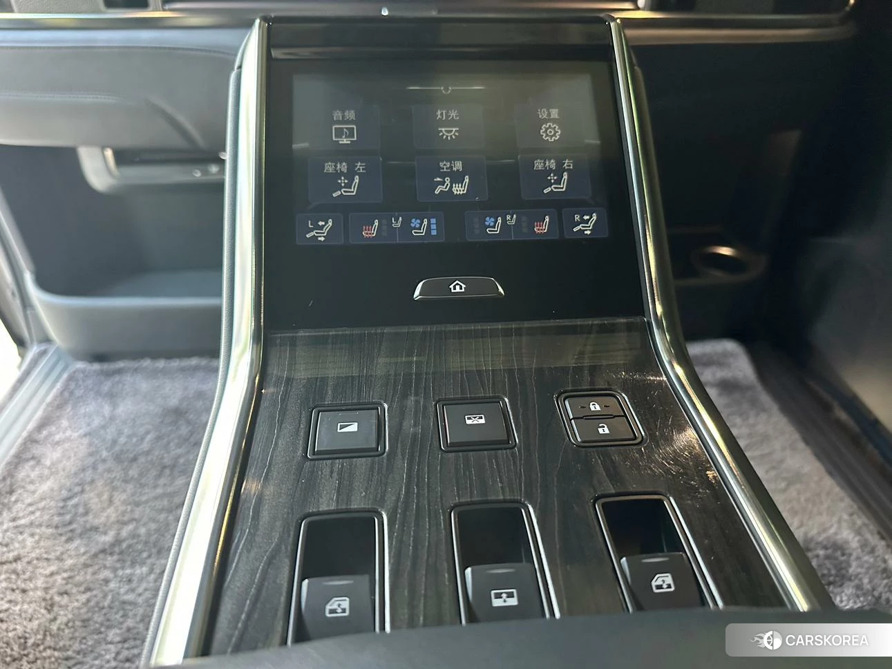 Lexus LM id 4504989 из Китая 11
