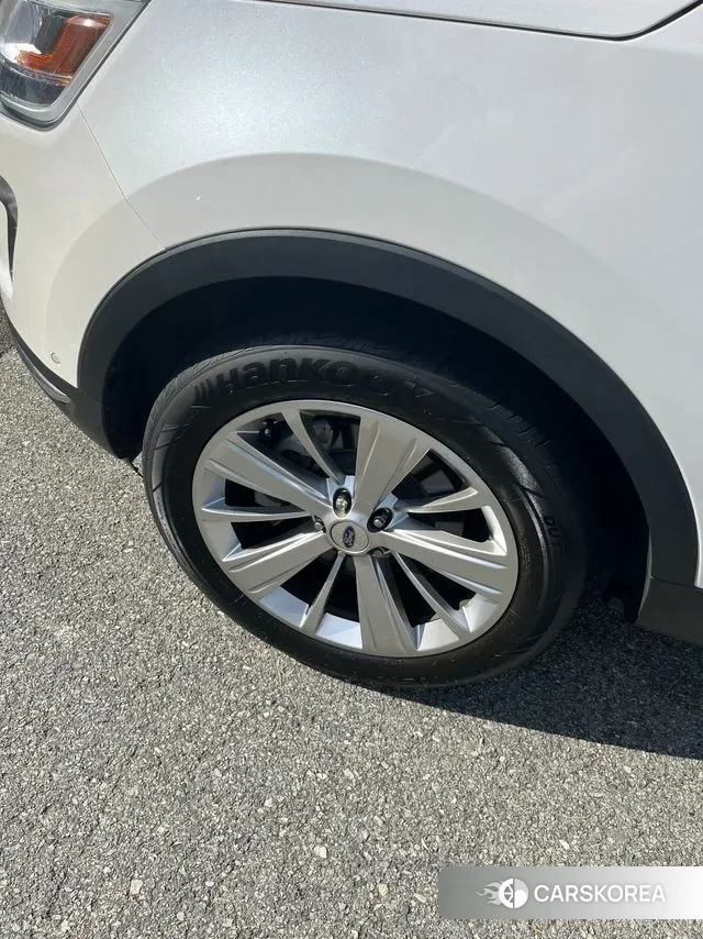 Ford Explorer id 3669565 из Кореи 11