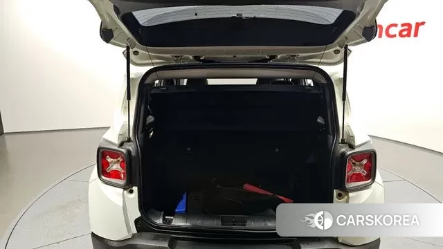 Jeep Renegade id 3438159 из Кореи 11